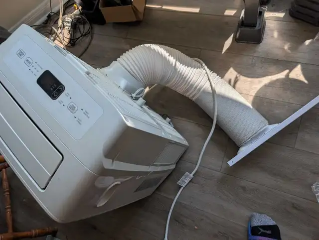 LG Portable Air Conditioner 534824151553812482