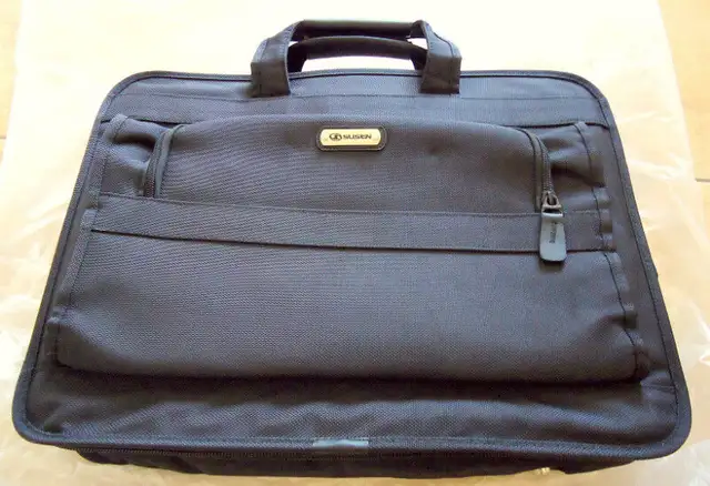 SAMSONITE & SUSEN PRO  LAPTOP CARRYING CASES! in Laptop Accessories in Markham / York Region - Image 3