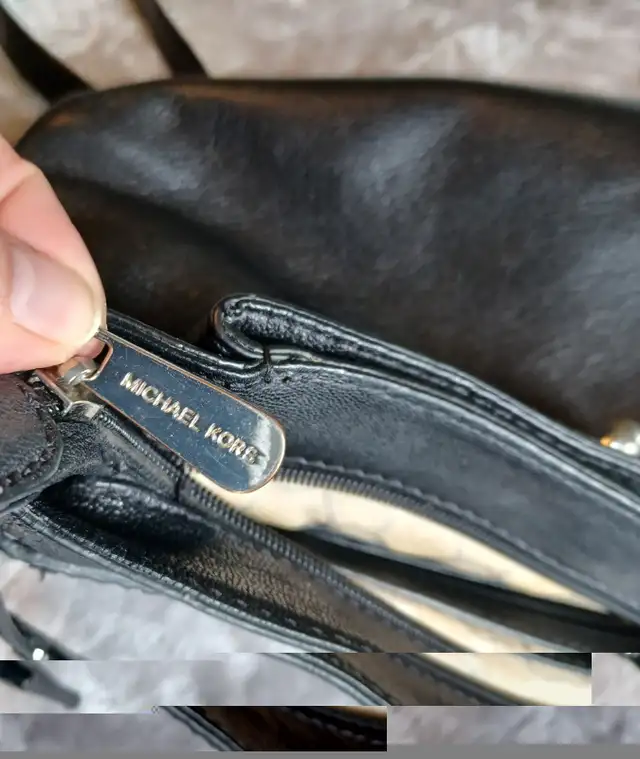 Michael Kors Crossbody bag in Women's - Bags & Wallets in Mississauga / Peel Region - Image 7