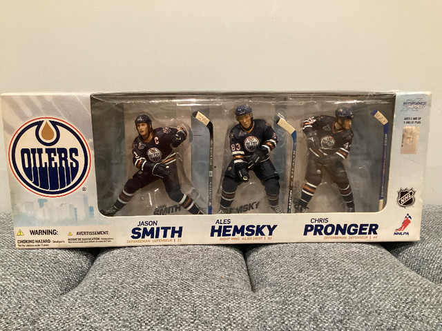 McFarlane Edmonton Oilers 3 Pack Box Set Smith Hemsky Pronger in Arts & Collectibles in Kingston - Image 2