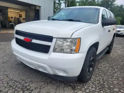 2011 CHEVROLET TAHOE IN GOOD CONDITION, ALMOST NEW TIRES ON BLACK RIMS, 2ND SET OF RIMS WITH WINTER...