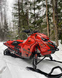 2023 Skidoo summit expert turbo R