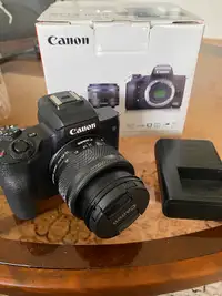 Canon EOS M50 4K mirrorless camera / appareil photo sans miroir