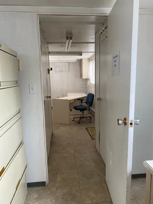 Mobile Office Trailer/Tiny Home -Ridgetown “REDUCED” “ in Other in Chatham-Kent - Image 8