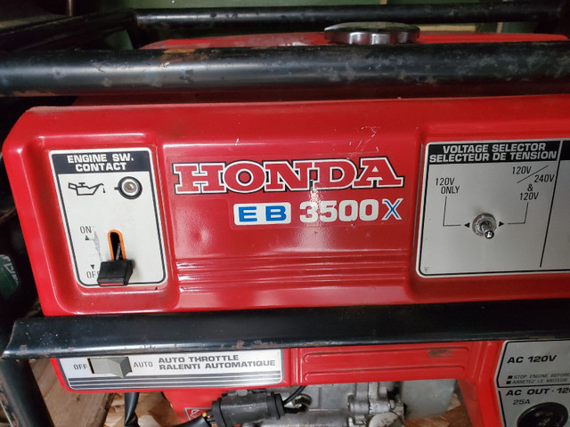 "Reduced"3500watt honda generator parts or repair in Power Tools in Dartmouth - Image 2
