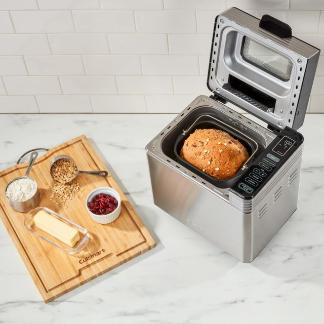 NEW Cuisinart Convection Bread Maker in Microwaves & Cookers in Mississauga / Peel Region - Image 4