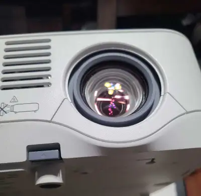 This pre-owned NEC NP510 projector delivers reliable performance for your presentation or home cinem...