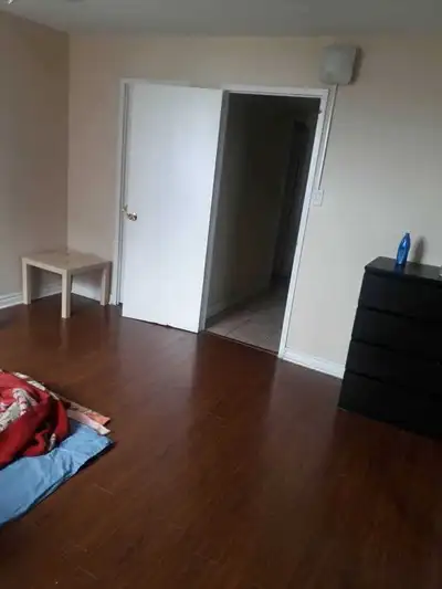 Apartment for rent near Albion Mall