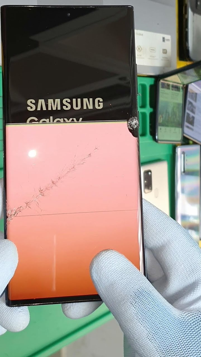 REPAIR SAMSUNG NOTE 20/10/9/8/S25/S24/S23/S22/S21/S20/S10/S9 in Cell Phones in City of Toronto - Image 2