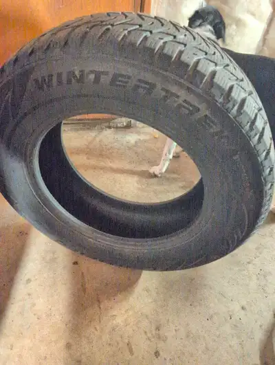 Set of four 215/65/16. Only used one winter.