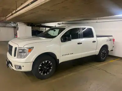 This truck has all the bells and whistles, all maintenance up to date and 99% of the stuff was done...