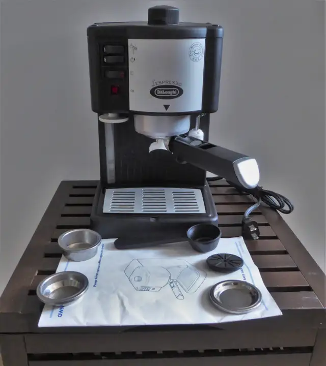 DeLonghi Espresso Coffee Machine