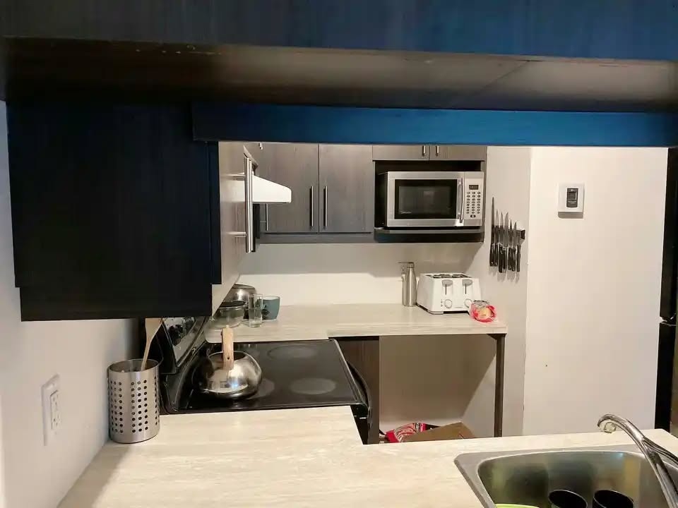 2 floor 2 bedroom condo great location — photo 3