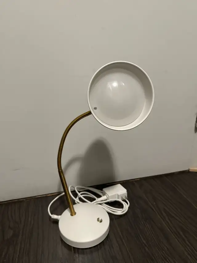 Ikea Lamp in Indoor Lighting & Fans in City of Toronto - Image 4
