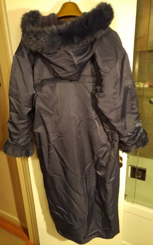 Linda Lundstrom La Parka coat62865711587458121