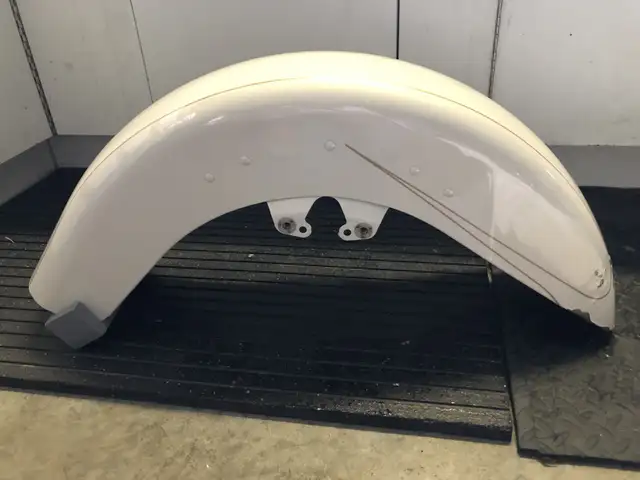 Aile Street Glide FLHXS 2014 in Other in Edmundston - Image 2