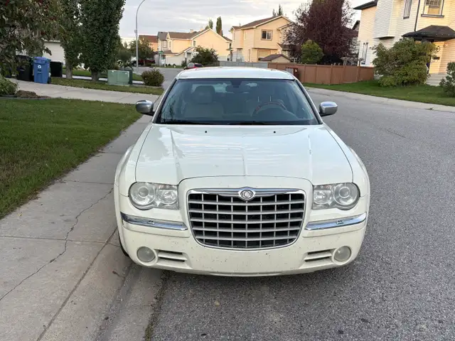 2005 Chrysler 300C604579894982748161