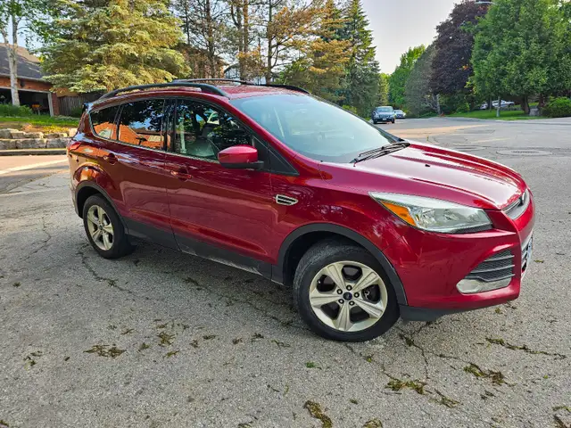 2015 Ford Escape in Cars & Trucks in Hamilton - Image 3