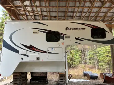 Adventurer 89RBS truck camper, 2018 with slide, electric awning, solar panel, queen memory foam bed,...