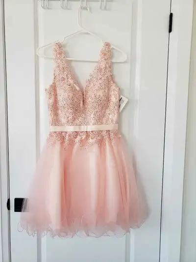Prom dress/grad dress (brand new), View more