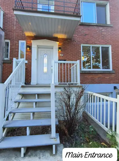 Appartement 4½ lumineux, spacieux et partiellement rénové à louer -- 1étage -- Secteur Décarie Prêt...