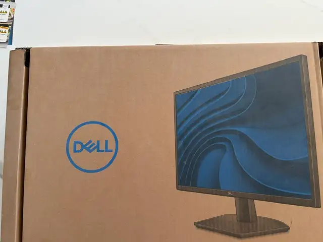 Dell SE2722HX 27 inch LED Monitor - Excellent Condition in Monitors in Oakville / Halton Region - Image 3
