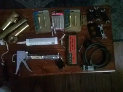 Various tools and items 