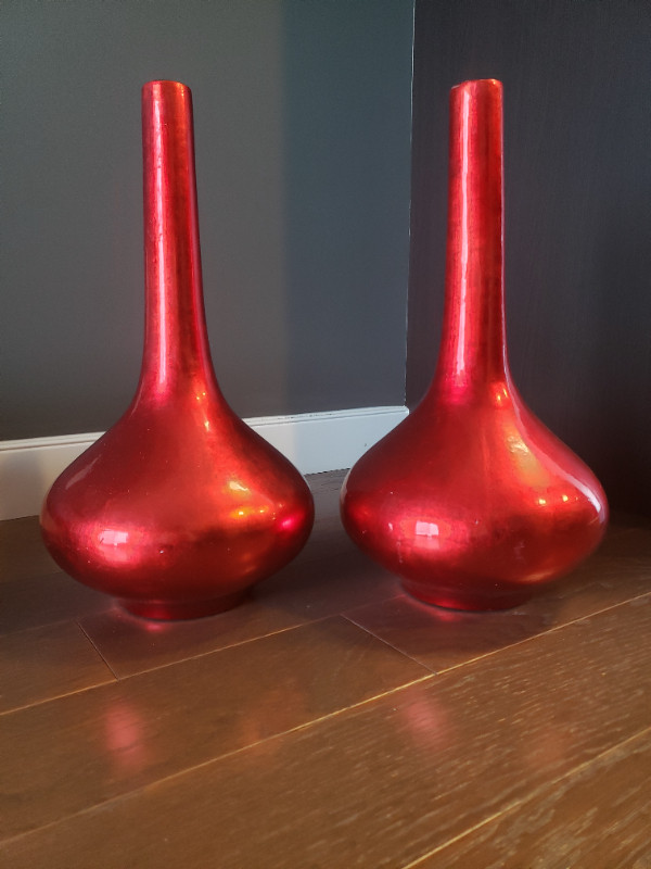 Modern Vases in Home Décor & Accents in Winnipeg