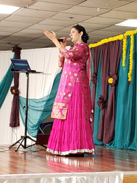 Professional Bollywood singer for musical events