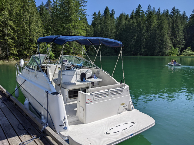 Maxim 2400 SE 2006 in Powerboats & Motorboats in Chilliwack - Image 2