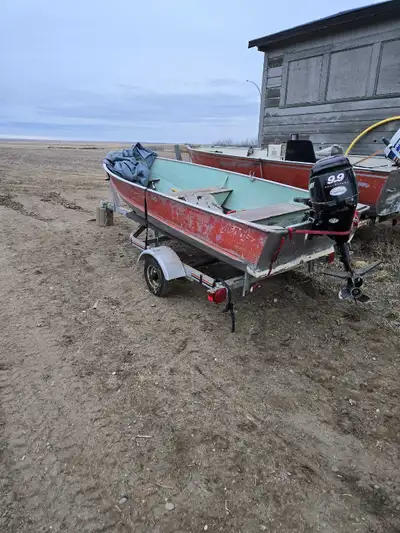 9.9hp mercury 4 stroke runs well. New fuel line and primer bulb. Wheel bearings are tight and lights...