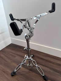 Pear Snare Drum Stand