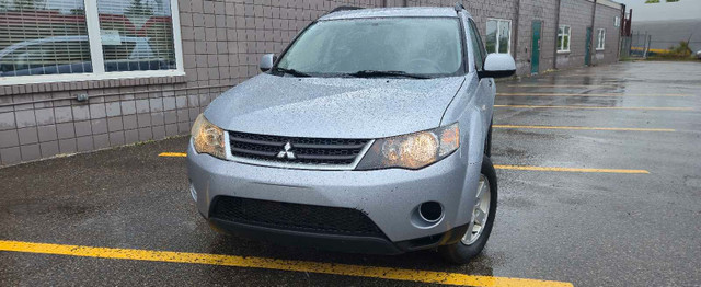Mitsubishi outlander in Cars & Trucks in Calgary
