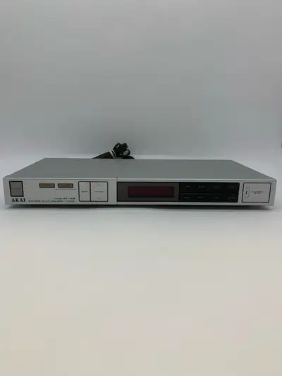 Akai AT-A2 AM/FM Stereo Tuner Working, View more