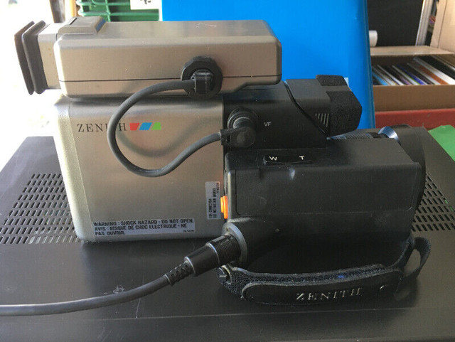 Zenith camcorder VC1000 vintage in Cameras & Camcorders in Gatineau - Image 2