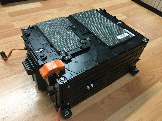 2015 Kia Soul EV battery module 14 cells 75AH 51.8V dans Autres pièces et accessoires  à Rouyn-Noranda
