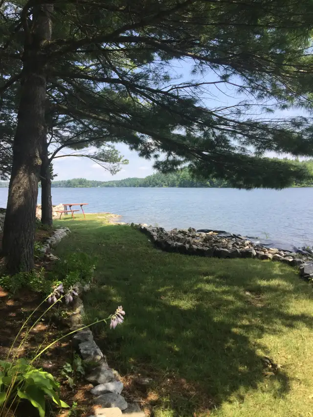 Three Bedroom Cottage, 45 minutes north of Kingston in Ontario in Canada - Image 11