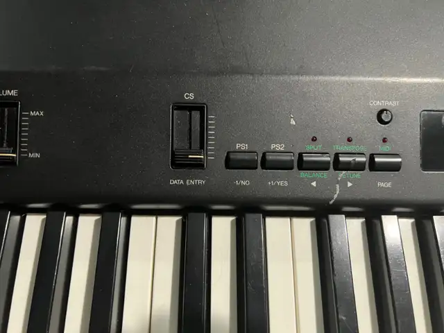 Keyboard Yamaha full lenght with stand etcc in Pianos & Keyboards in Longueuil / South Shore - Image 4