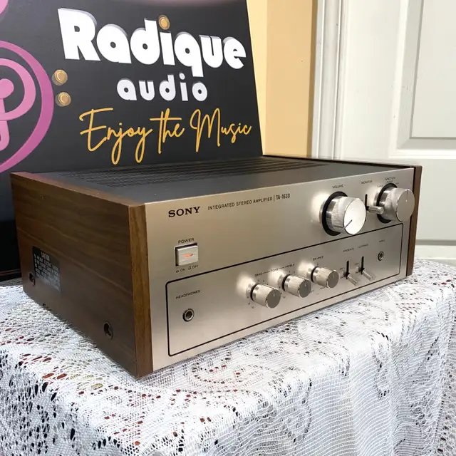 Vintage Sony TA-1630 22 WPC Integrated Stereo Amplifier in Stereo Systems & Home Theatre in Ottawa - Image 3