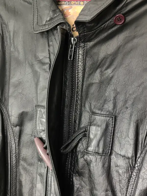 Black Leather Women Zipper Winter Jacket Coat - Size 12 in Women's - Tops & Outerwear in Calgary - Image 4