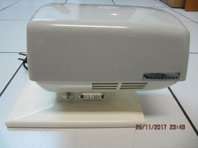ClassicMoulinex CombineJeannette TomatoMill/MeatGrinder 1970-80s in Arts & Collectibles in Mississauga / Peel Region - Image 2