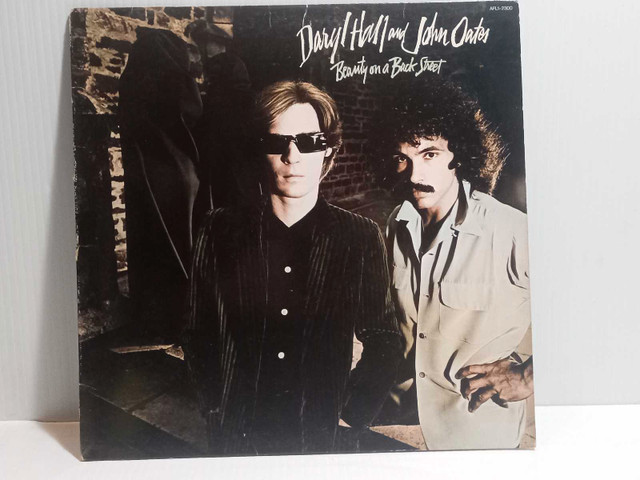 1977 Daryl Hall &amp; John Oates Beauty On Back Street in CDs, DVDs & Blu-ray in North Bay