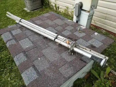 10/11M CB/HAM radio antenna. w/extra parts, View more