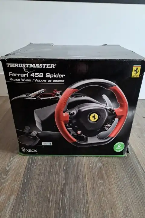 Trustmaster Ferrari 458 Spider Racing Wheel Xbox in XBOX One in Penticton - Image 2
