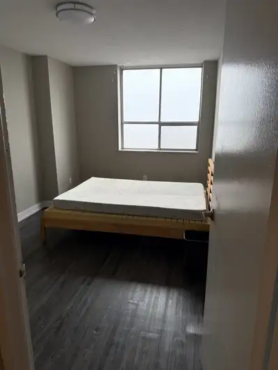 A spacious and well-maintained room will be available for rent starting August 1st in a highly conve...