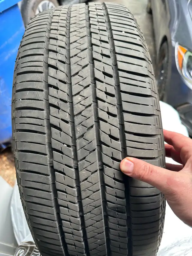 Bridgestone Turanza EL450  235/60/R18 103V in Tires & Rims in West Island - Image 4