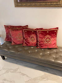 Cushion Covers velvet in Cranberry 