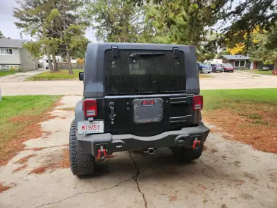2009 Jeep Wrangler with 174,000 km on it. I bought it a year ago and now need a truck for work, jeep...