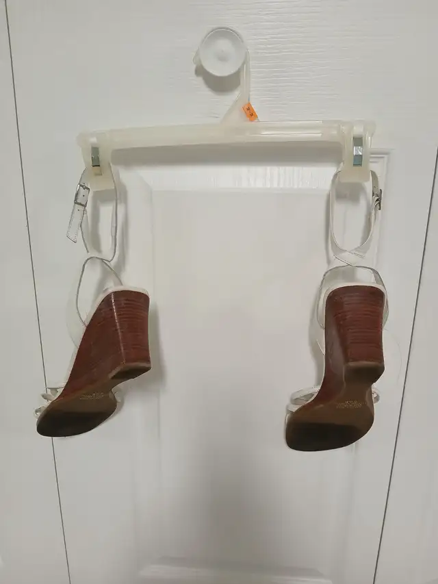 Glacee Womens White Sandals in Women's - Shoes in Windsor Region - Image 2