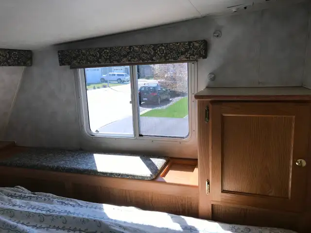 Citation Camper in Travel Trailers & Campers in Kamloops - Image 10